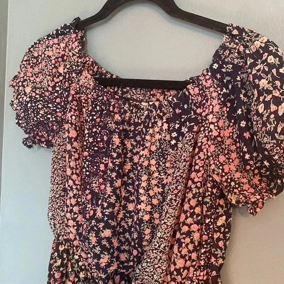 Lulus floral maxi dress- small- sheer with lining - front slit- short sleeve - Picture 3 of 7